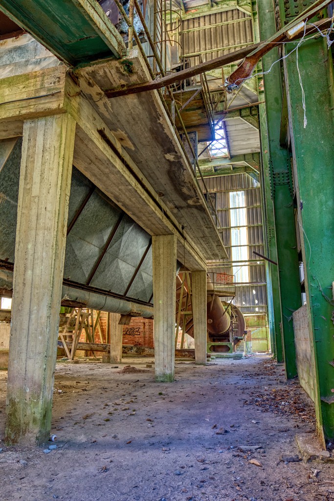 limestone factory hdr urbex belgie trash abandoned luik decay verlaten kalkoven kalksteengroeve ampsin museum